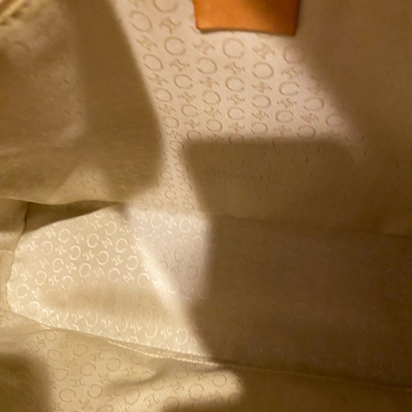 Celine Tan Leather Shoulder Bag - Picture 8 of 9